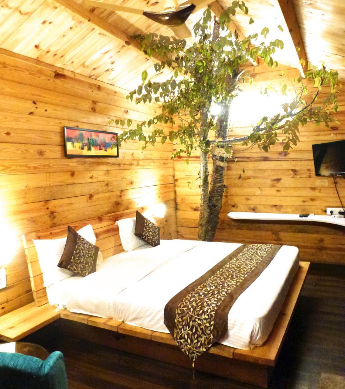 ทรีเฮาส์ รีสอร์ต Hotel มุกเตชวาร์ ภายนอก รูปภาพ